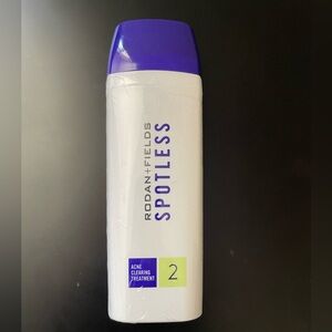Rodan+Fields Spotless Acne Clearing Treatment.  **Does not include acne wash.